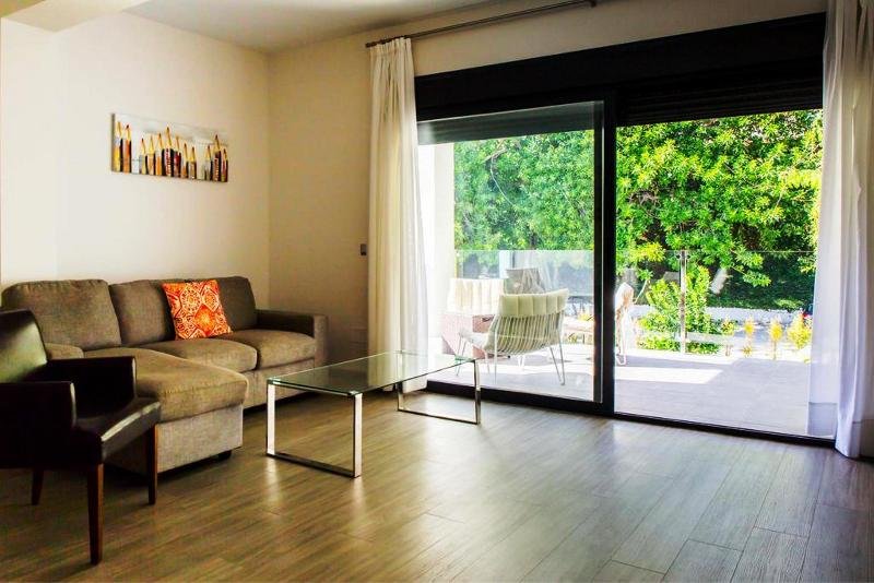 Фото Dimona Suites