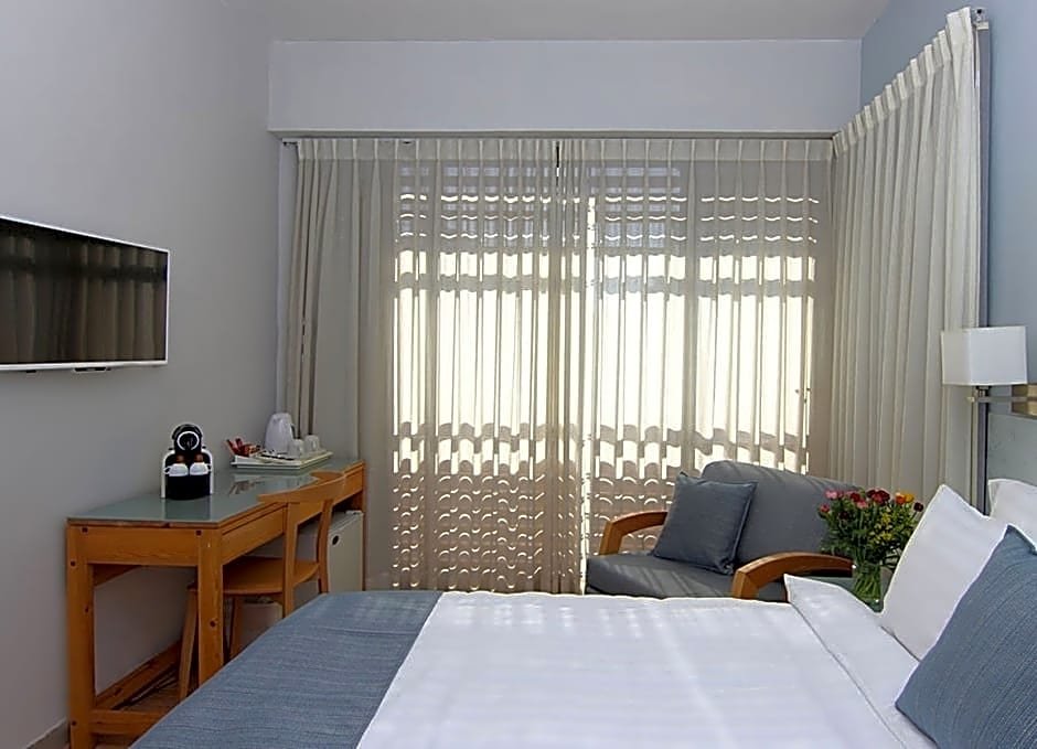 Фото Penthouse in the City