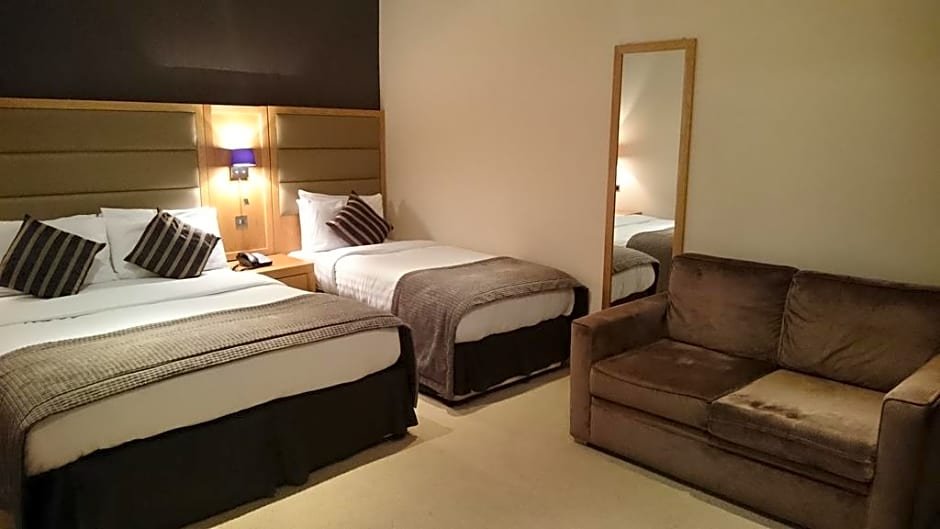 Фото Mornington London Kensington