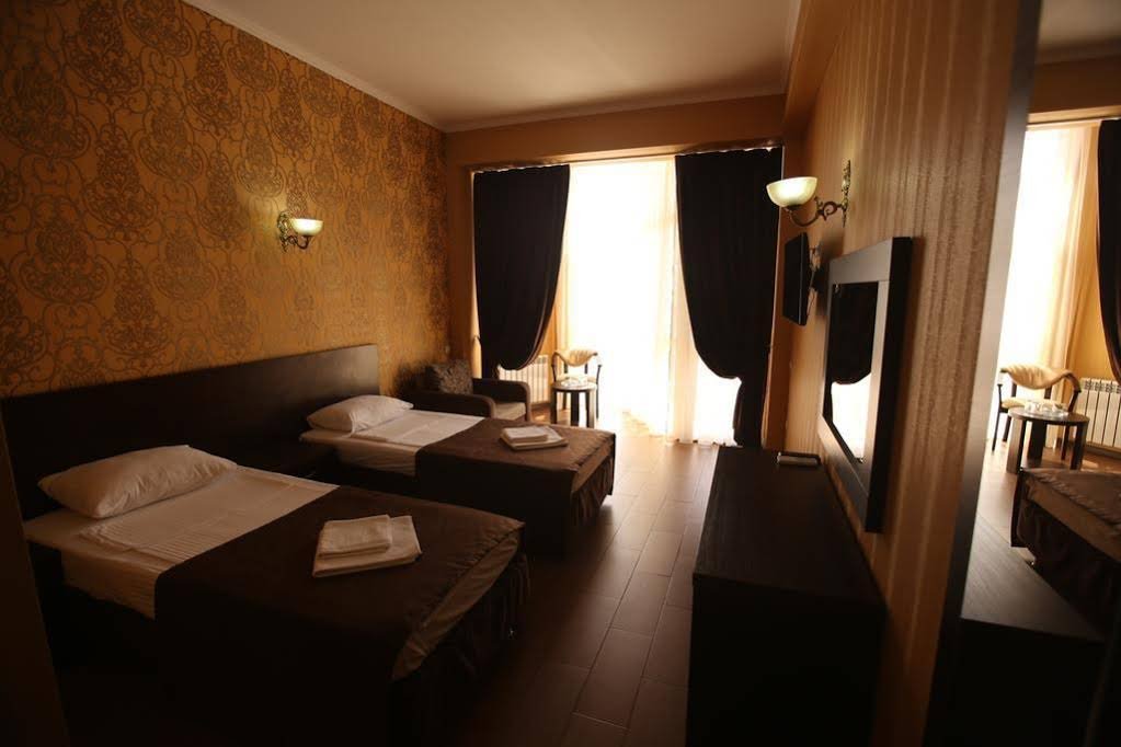 Фото Лазурное окно