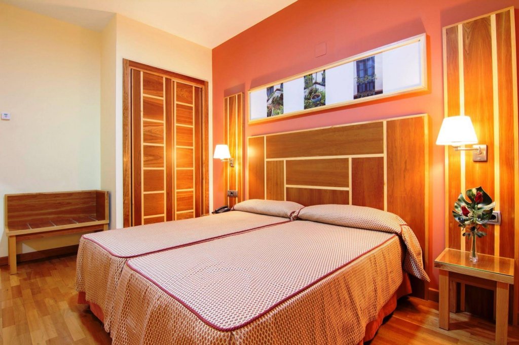 Фото Hotel Carmen