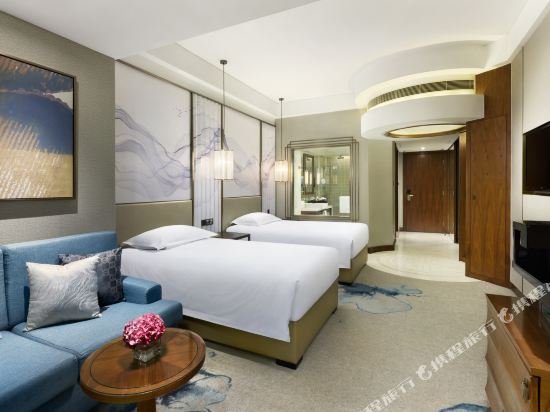 Фото Grand Millennium Shanghai HongQiao