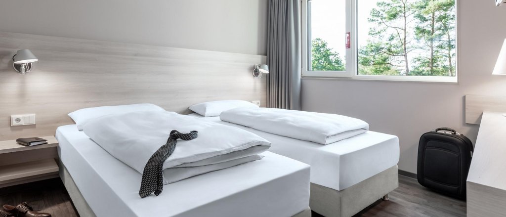 Фото Serways Hotel Lüneburger Heide West