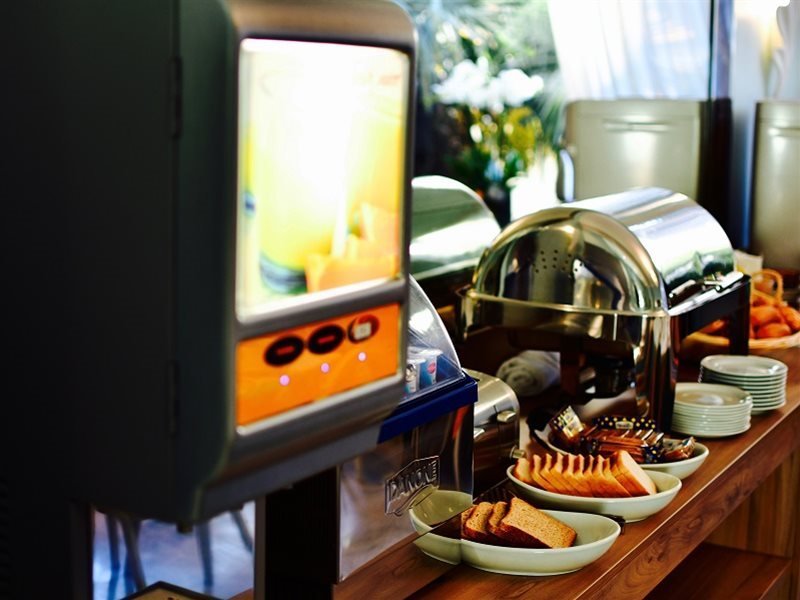 Фото Hôtel Locarno Nice