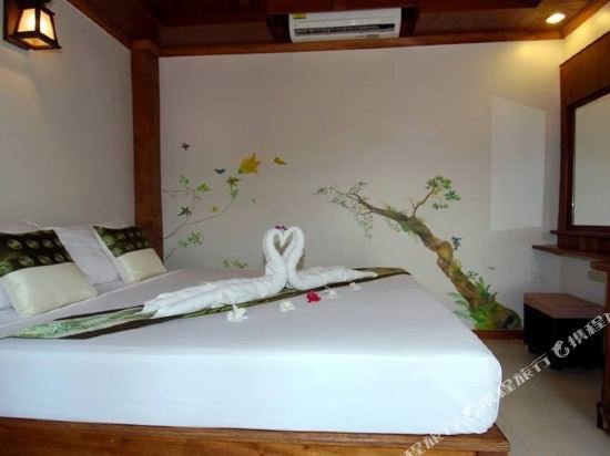 Фото Baan Pakgasri Hideaway