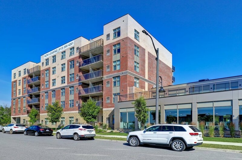 Гостиница Residences at Kanata Lakes в Канате