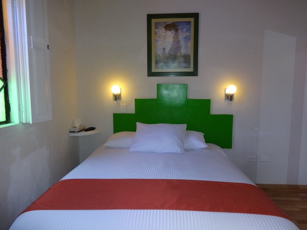 Фото Hotel del Capitán de Puebla Vitrales - Adults Only