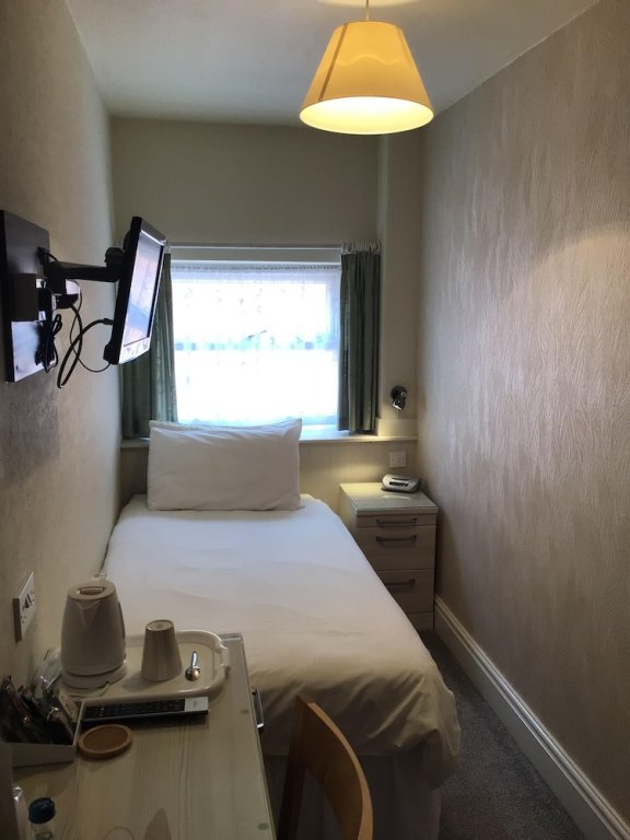 Фото Bowden Lodge Hotel