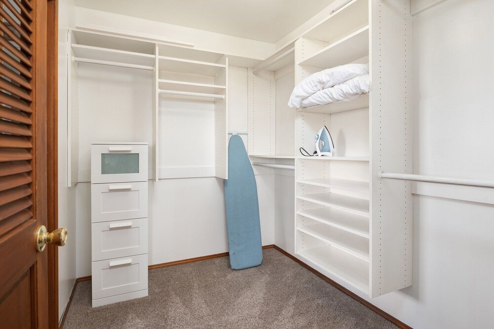 Фото Seattle Vacation Home: The Tuscan Villa