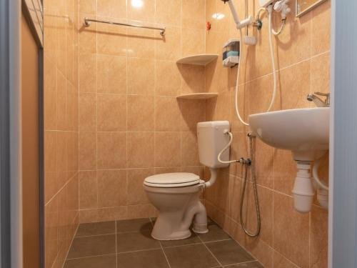 Фото Oyo 778 BMW 2 Hotel