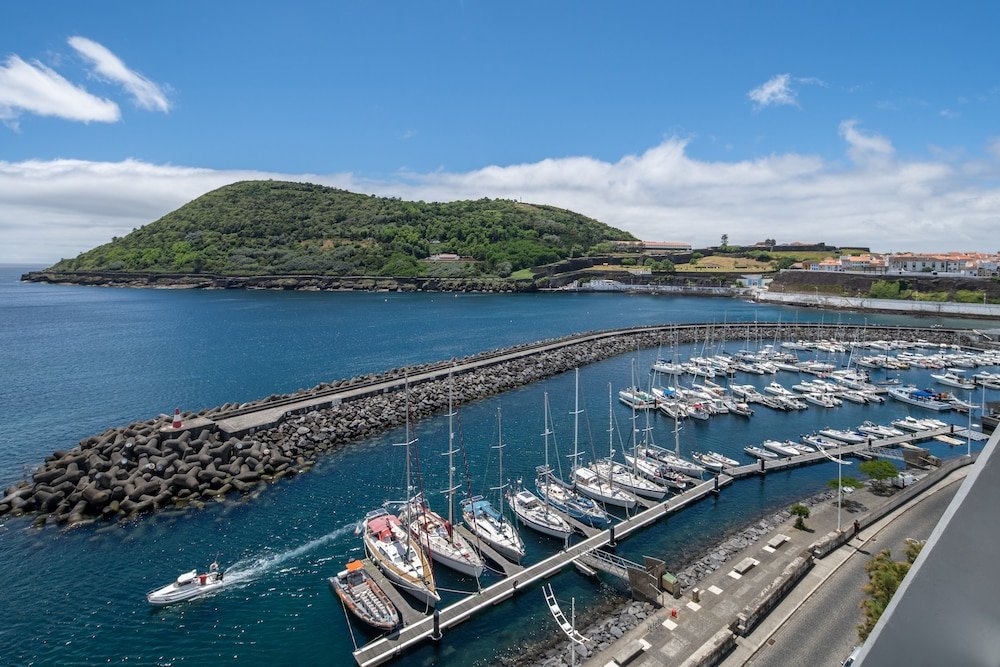 Фото Angra Marina Hotel