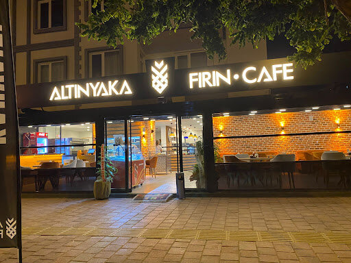 Pasta, şekerleme ve tatlı Altıyaka Fırın Cafe, Antalya, foto