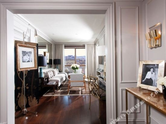 Фото Portrait Firenze - Lungarno Collection