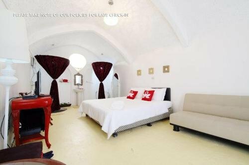 Hotel Titus Poison Garden, Province of Cavite, photo