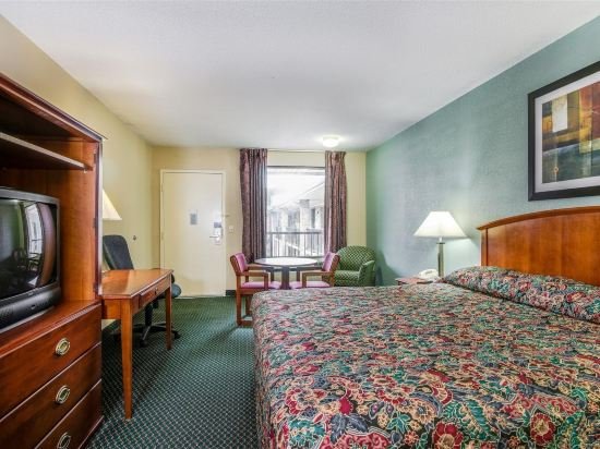 Фото Motel 6 Kenly, Nc