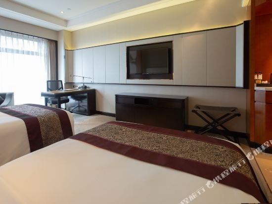 Фото Howard Johnson Jinyi Hotel Chongqing