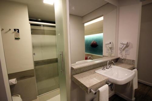 Фото Hot Beach Resort