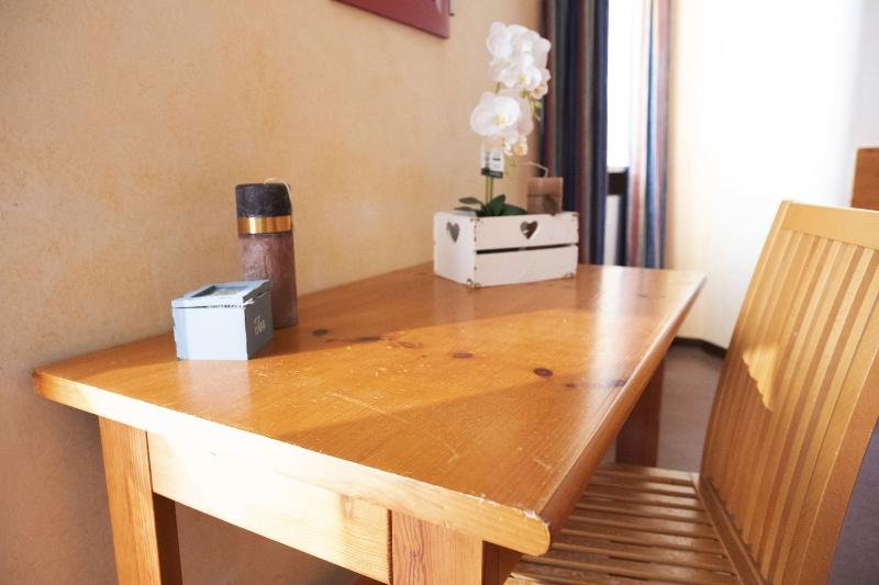 Фото Pràcatinat Hotel & Restaurant