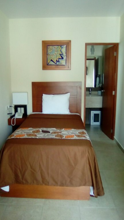 Фото Hotel Casa de Oración San José