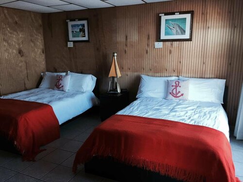 Гостиница Edgewater Lodge