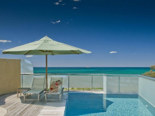 Гостиница Beach Suites