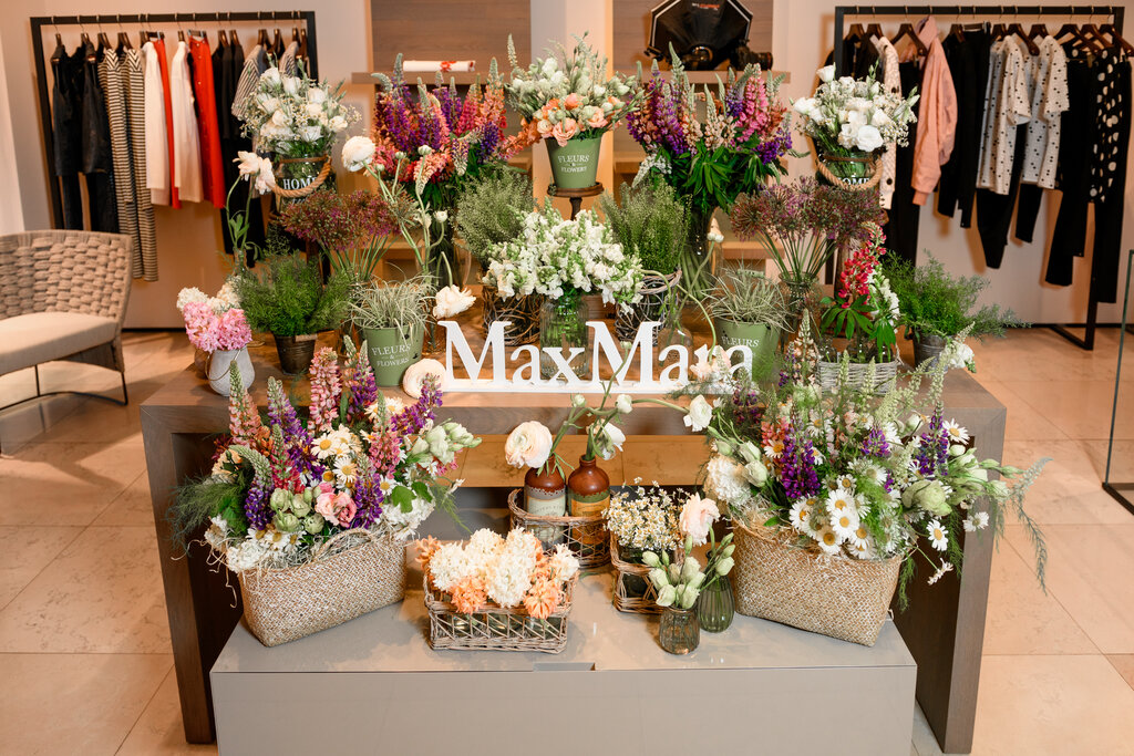 Clothing store MaxMara, Vladikavkaz, photo