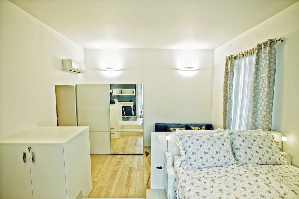 Фото Modern Home at Bacvice Beach