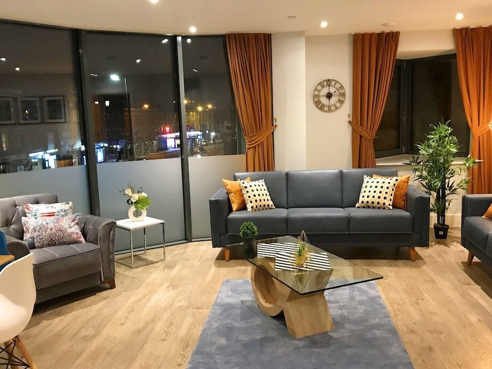 Фото Elegant Plus