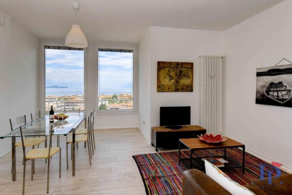 Фото La Finestra sul Lago