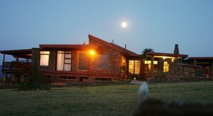 Acra Retreat, Mountain View Lodge