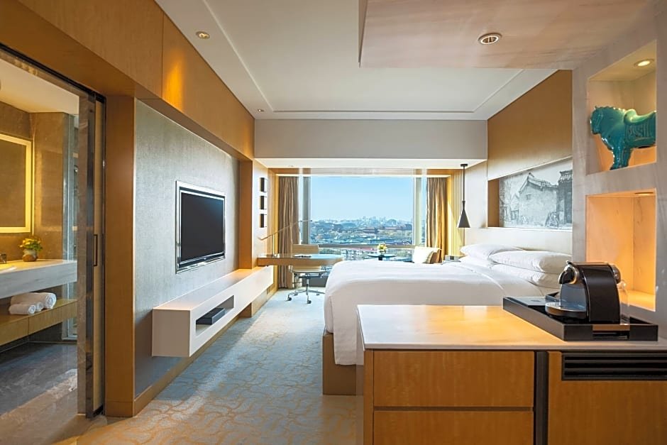 Фото Renaissance Beijing Wangfujing Hotel