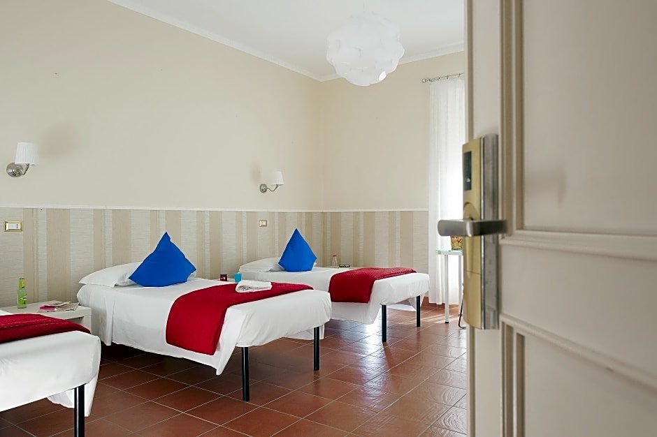Фото Hotel Des Artistes Roma