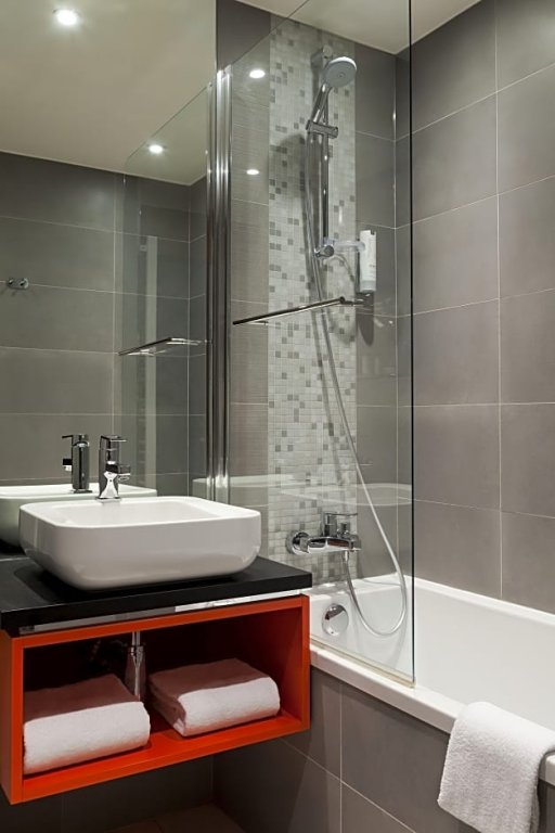 Фото Timhotel Opéra Blanche Fontaine