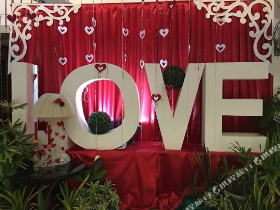 Фото Grand Astoria Hotel