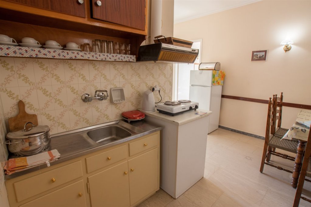 Фото Ipsos Pool Apartments, Elena & Maria by Konnect