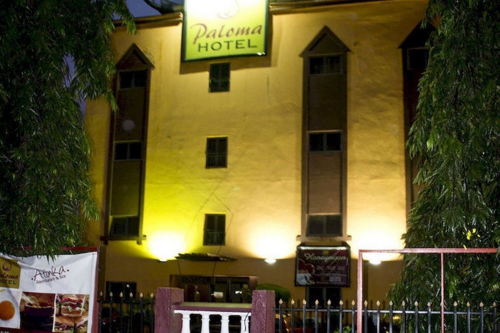 Фото отеля 1