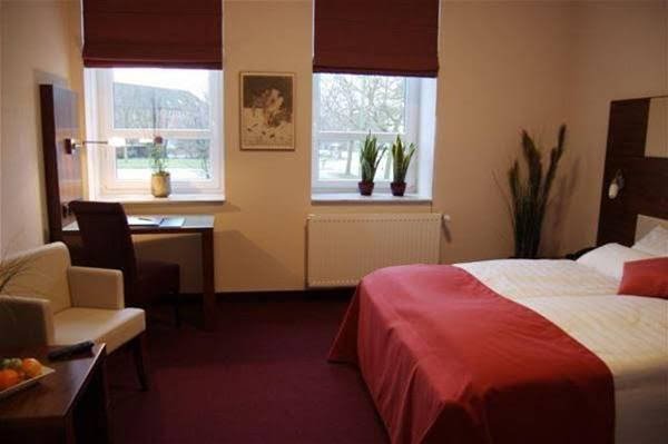 Фото отеля 1