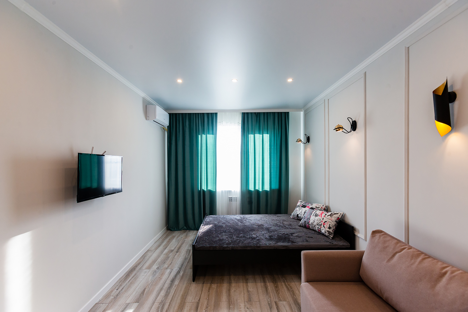 Фото Astra Apartments