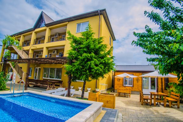 Фото Альфа Костас