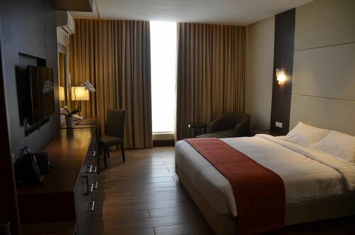Гостиница Hotel Monticello в Тагайтае
