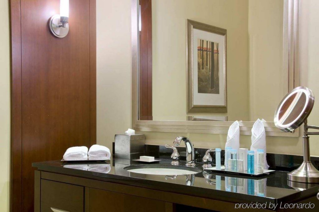 Фото Hilton Houston Post Oak by The Galleria