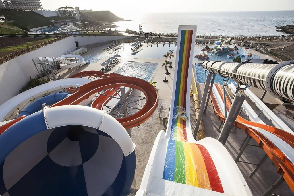 Фото Concorde Tower Casino & Convention & SPA