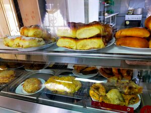 Маяк (posyolok Chinyavoryk, Zheleznodorozhnaya ulitsa, 44), cafetería