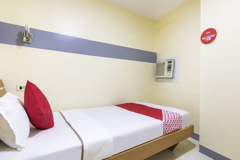Фото Oyo 416 Lucky Hotel