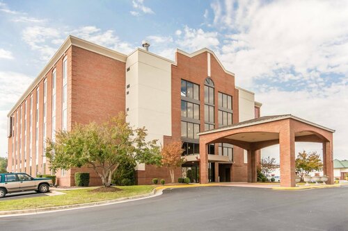 Гостиница Comfort Suites Fredericksburg South