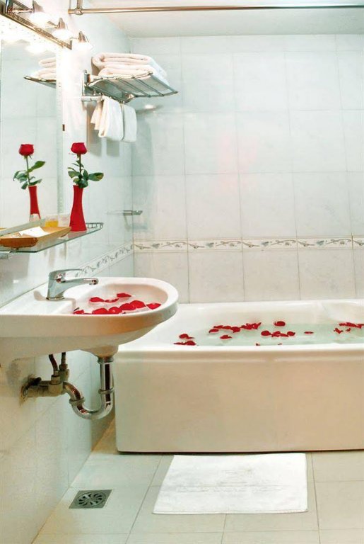 Фото Hanoi Era Hotel