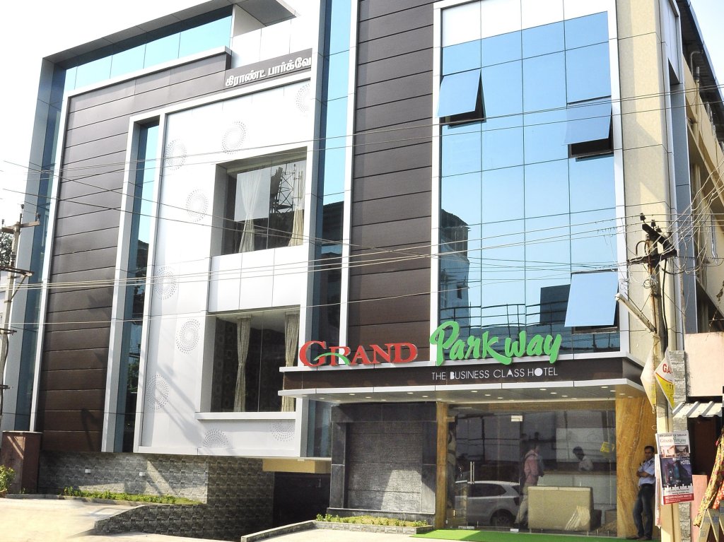 Фото отеля 1