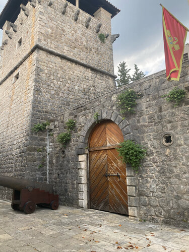 Museum The Palace Bucha, Tivat, photo