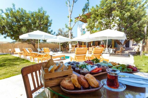 Гостиница Kas 11 Oda Boutique Pension в Каше