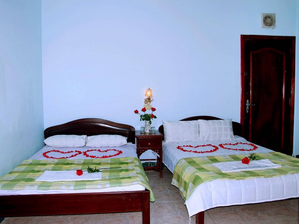 Фото Queen3 Hotel